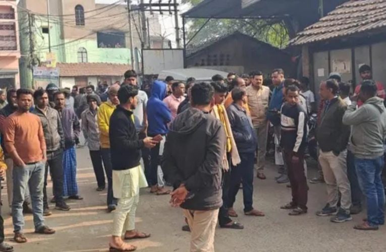 আসানসোলে সাতসকালে শুটআউট: নামাজ পড়তে যাওয়ার পথে ব্যবসায়ীর রহস্যমৃত্যু