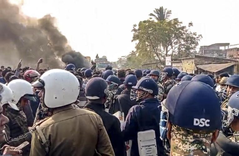 বেলডাঙার অশান্তি নিয়ে কড়া বার্তা কলকাতা হাইকোর্টের, প্রয়োজনে কেন্দ্রীয় বাহিনী মোতায়েনের নির্দেশ