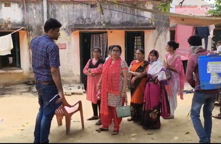 ভোটের উচ্ছ্বাসে ডেঙ্গুর ছায়া, দুর্গাপুরে ডেঙ্গুর বলি এক