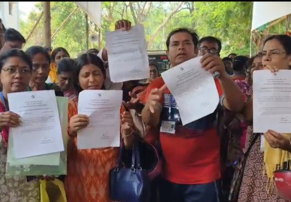 Screenshot_20260422_123307_WhatsAppBusiness