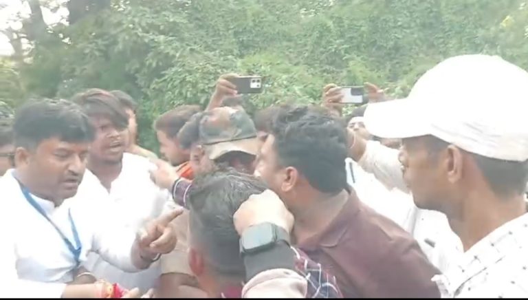 Screenshot_20260423_171935_WhatsAppBusiness