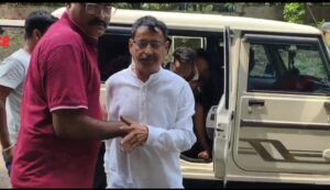 তোলাবাজির অভিযোগে গ্রেফতার পাণ্ডবেশ্বরের তৃণমূল পঞ্চায়েত প্রধান, শিল্পাঞ্চলে তীব্র চাঞ্চল্য
