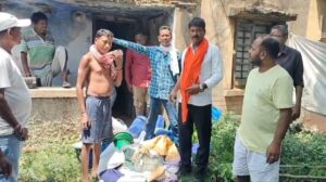 সাদা থান-সরকারি বালতি উদ্ধার ঘিরে চাঞ্চল্য দুর্গাপুরে,তৃণমূলের কার্যালয়ে তল্লাশিতে পুলিশ