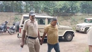অবৈধ বালি পাচারের অভিযোগে কাঁকসা থেকে ধৃত ১